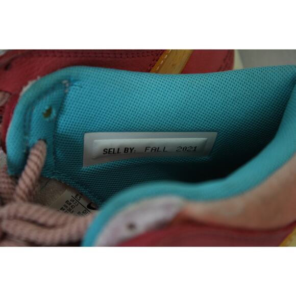 Nike Dunk Low Social Status Strawberry Milk DJ1173-600 Mens 8.5 Pink